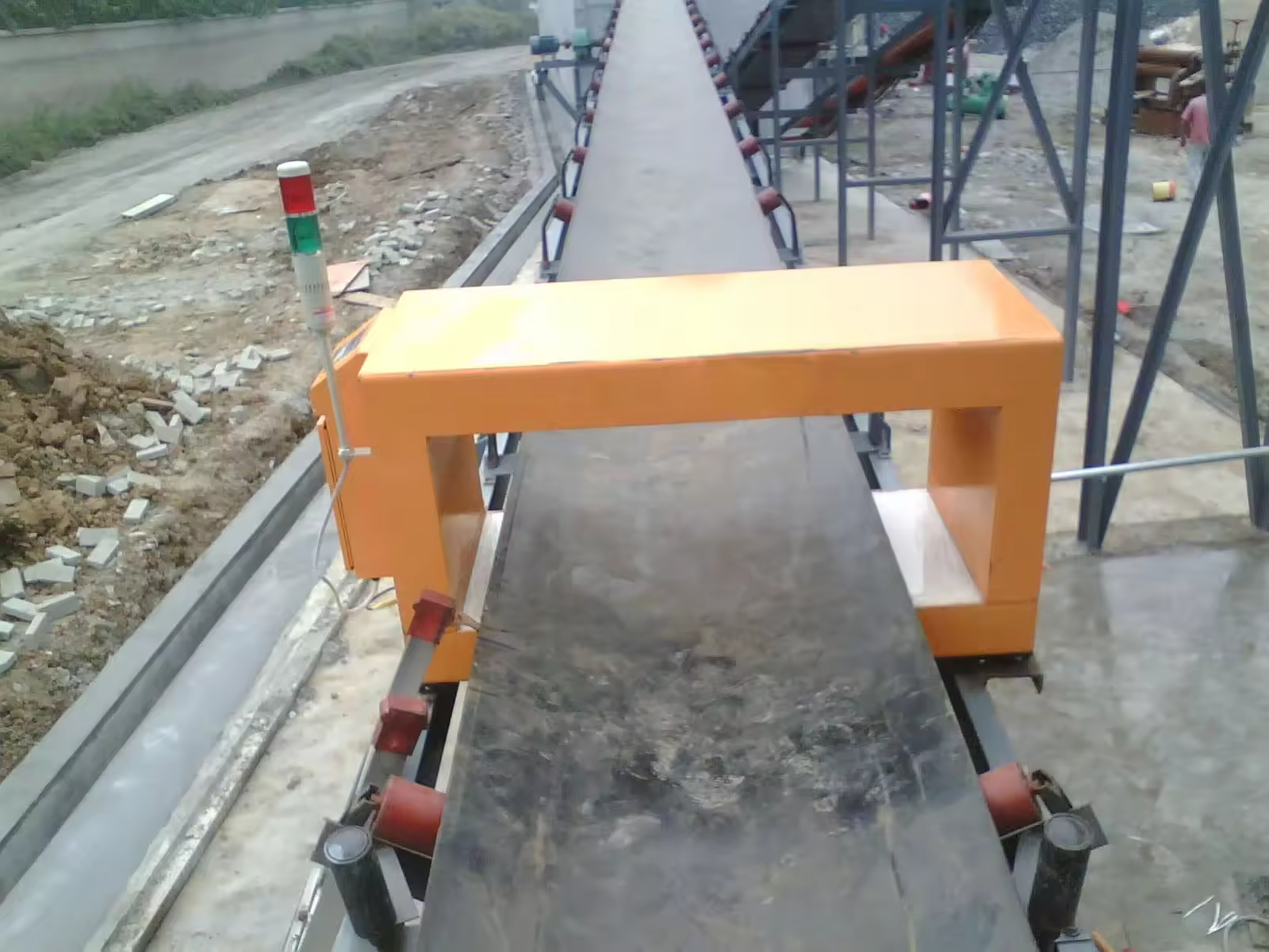 XR-1200C Split-Type Tunnel Metal Detector 